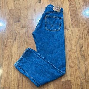 Levi’s 501 Tag Size 34 x 34 Medium Wash Button Fly 5 Pocket Classic Western